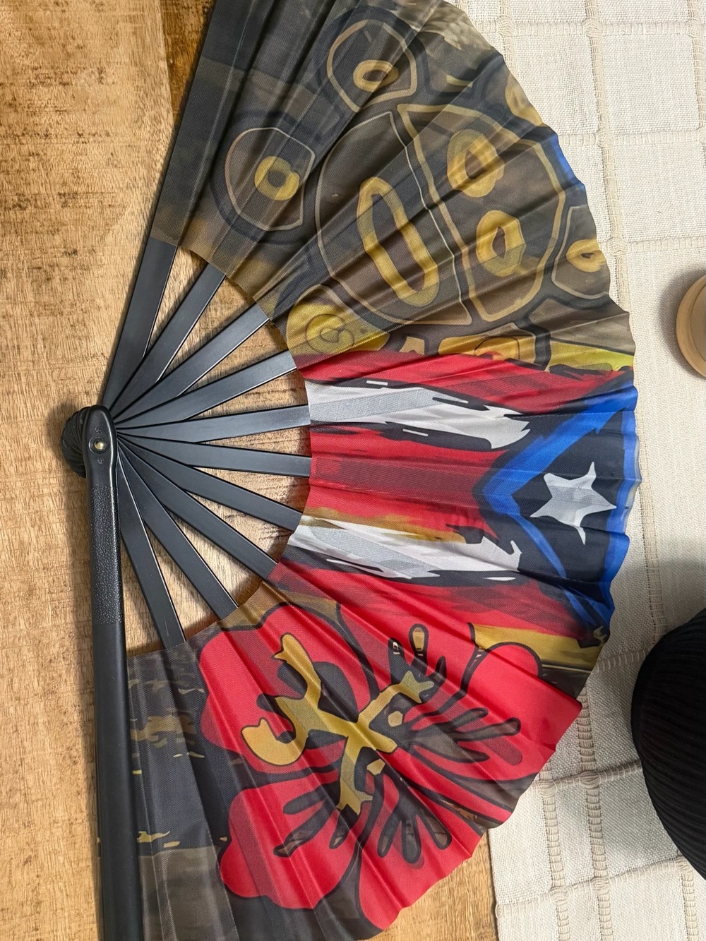 Puerto Rico Folding Hand Fan - Picture 3 of 8